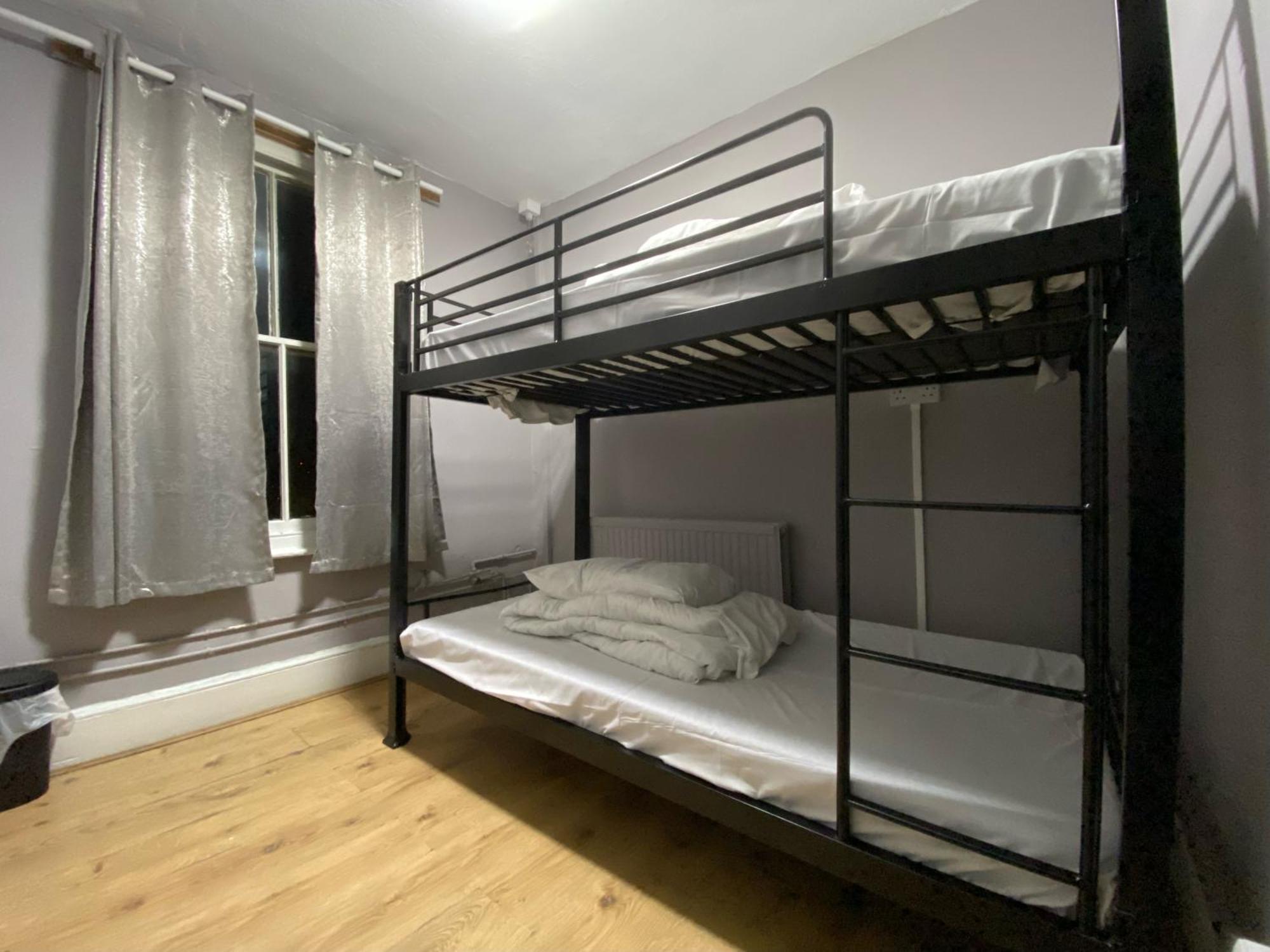 Queen Elizabeth Hostel London Bagian luar foto